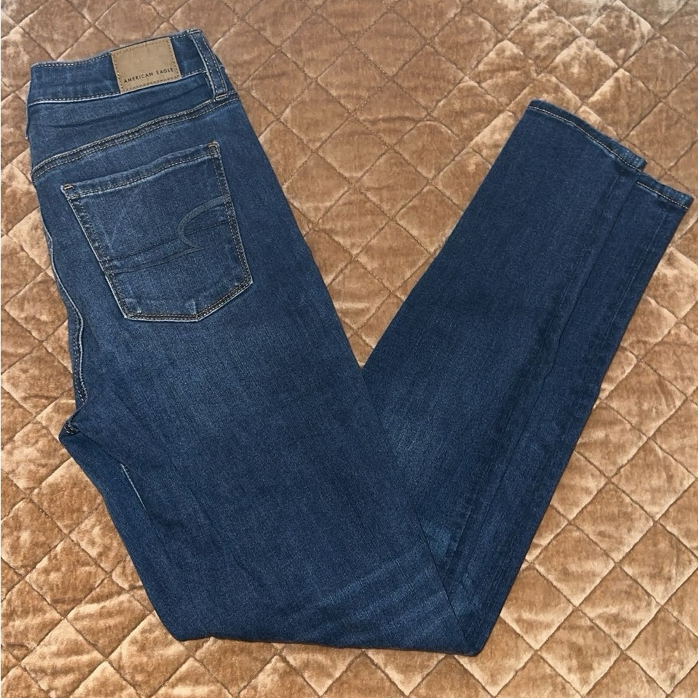 American Eagle 360 next level stretch dark wash skinny jeans
